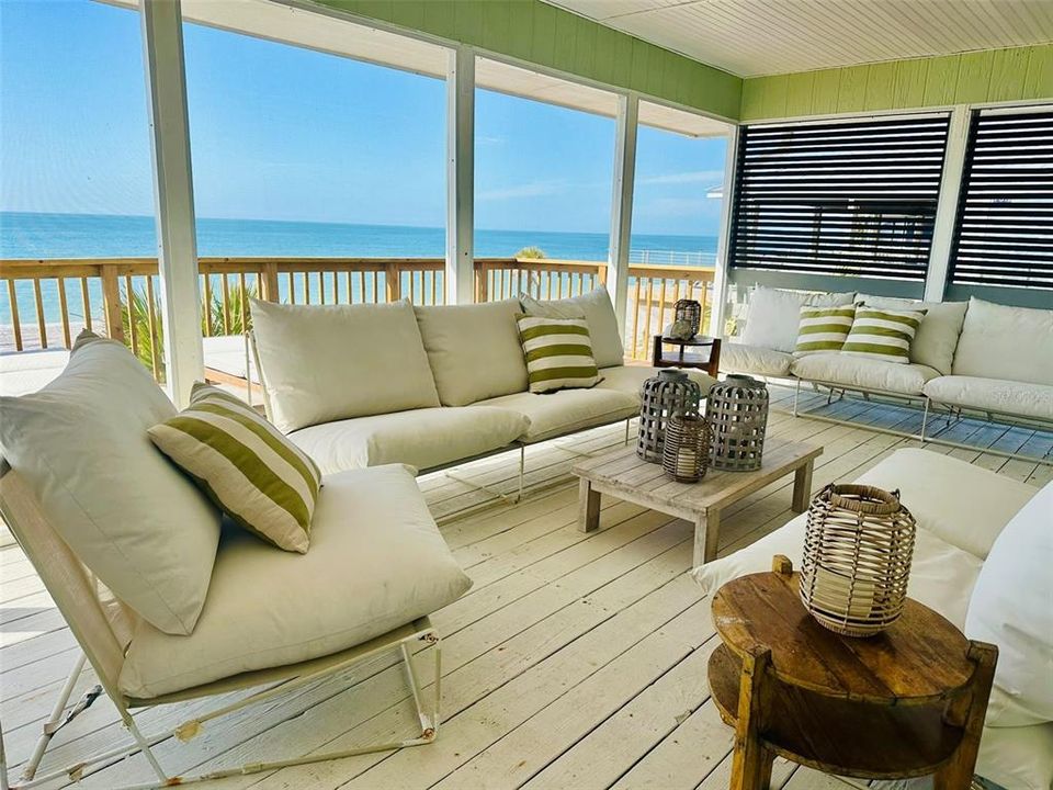 For Sale: $1,450,000 (4 beds, 2 baths, 1380 Square Feet)