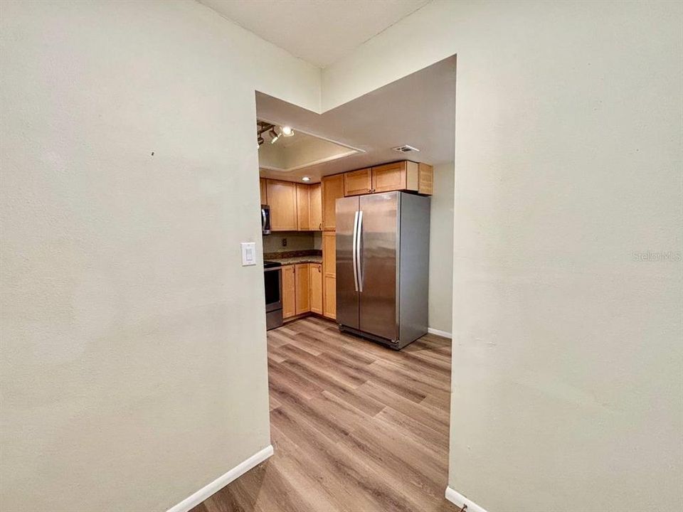 For Rent: $1,850 (2 beds, 2 baths, 1100 Square Feet)