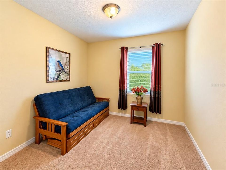 En Venta: $457,000 (4 camas, 2 baños, 1948 Pies cuadrados)