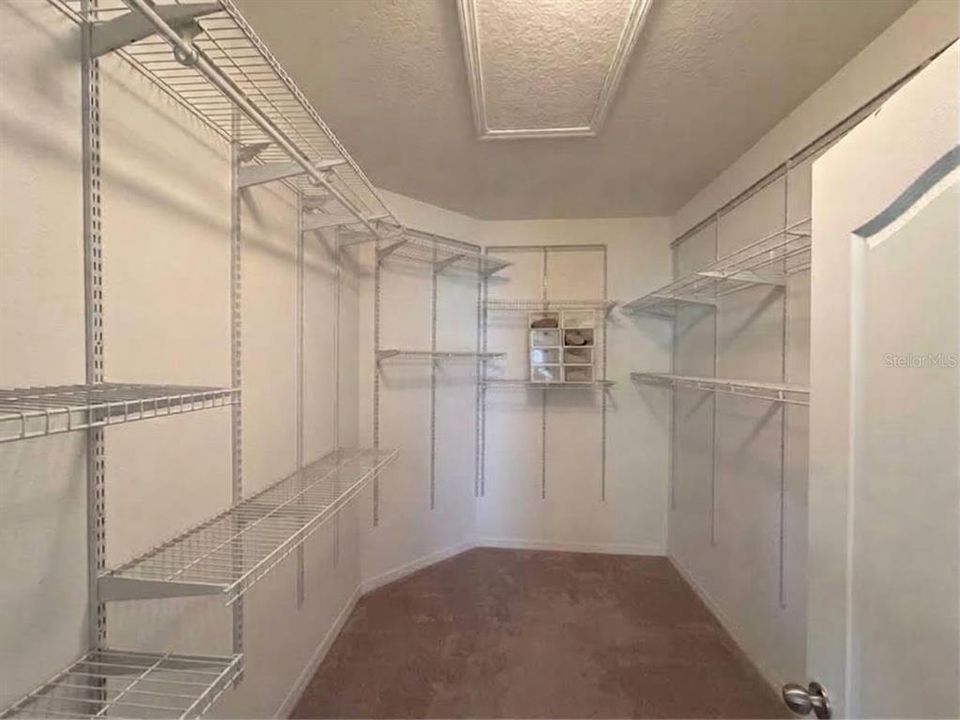 На продажу: $469,900 (4 спален, 2 ванн, 1948 Квадратных фут)