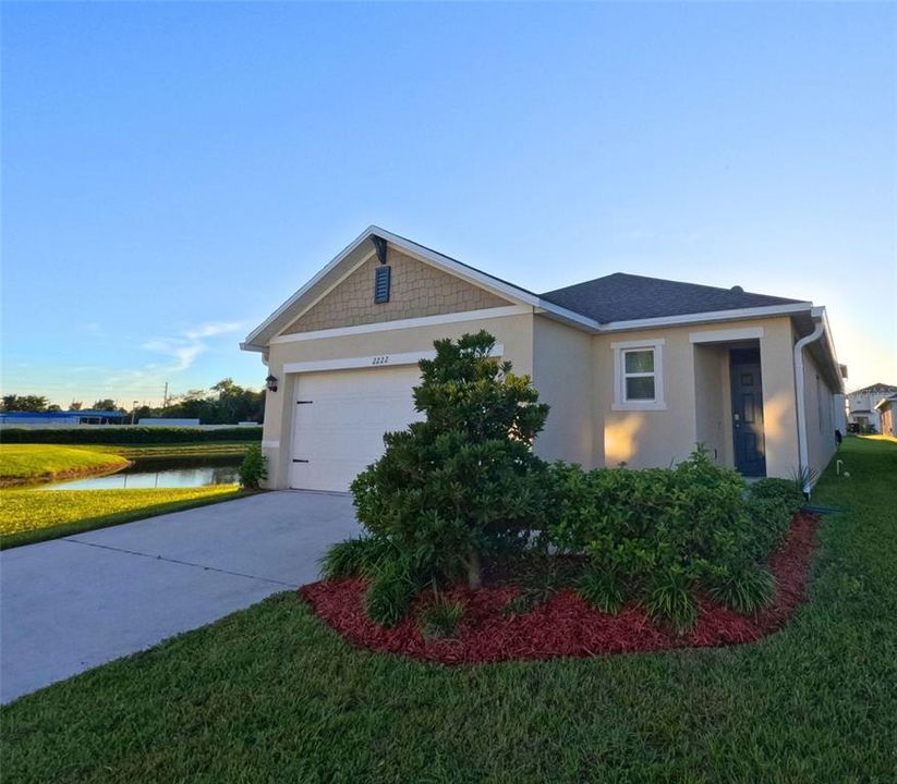 For Rent: $2,300 (3 beds, 2 baths, 1510 Square Feet)