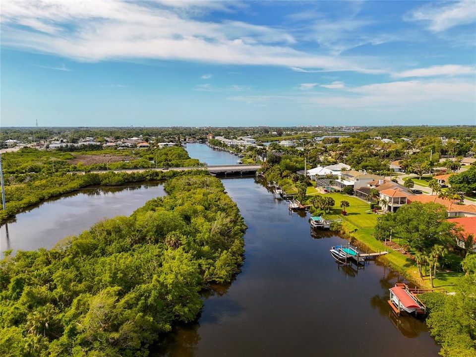 For Sale: $925,000 (4 beds, 3 baths, 2637 Square Feet)