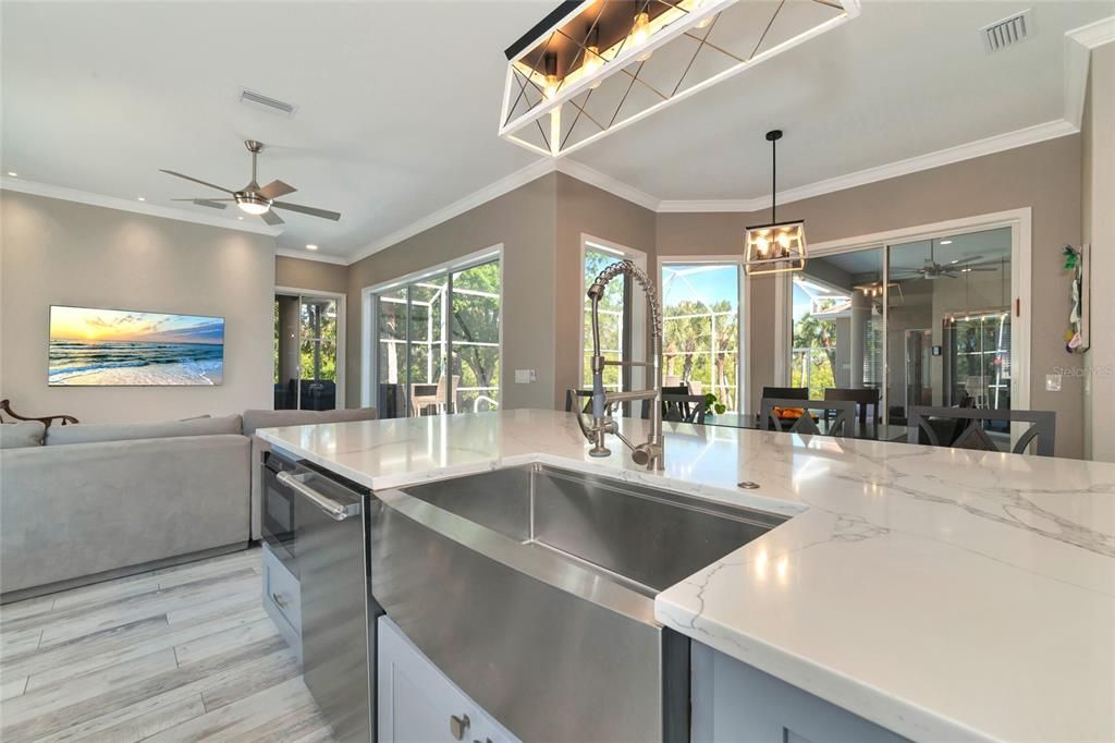 For Sale: $925,000 (4 beds, 3 baths, 2637 Square Feet)