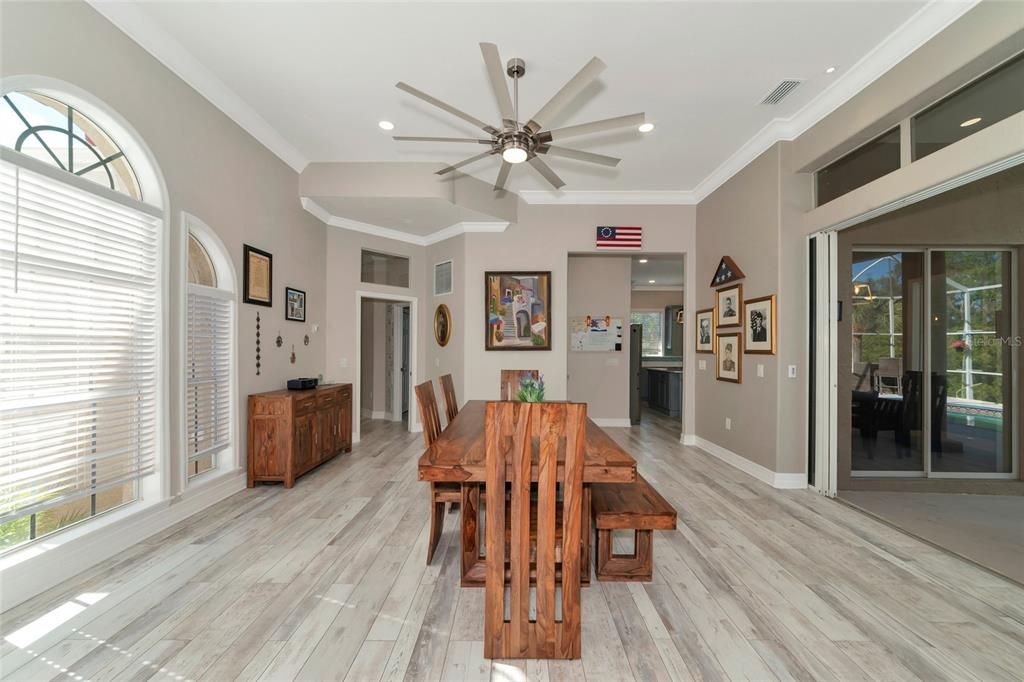 For Sale: $925,000 (4 beds, 3 baths, 2637 Square Feet)