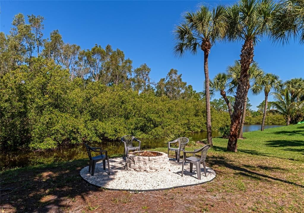 For Sale: $925,000 (4 beds, 3 baths, 2637 Square Feet)