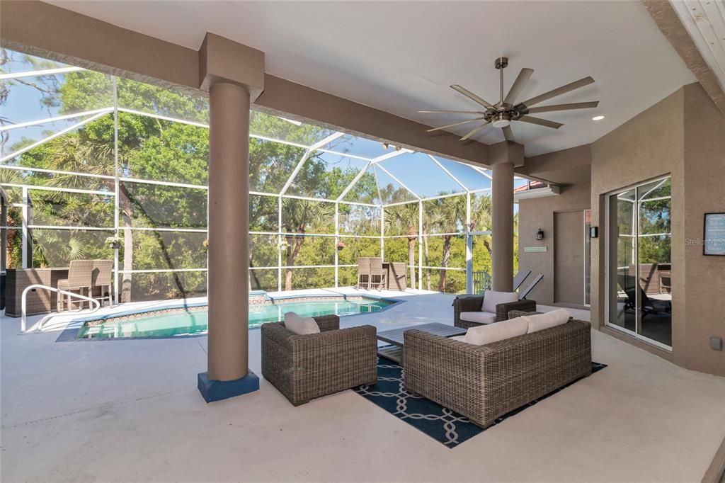 For Sale: $925,000 (4 beds, 3 baths, 2637 Square Feet)