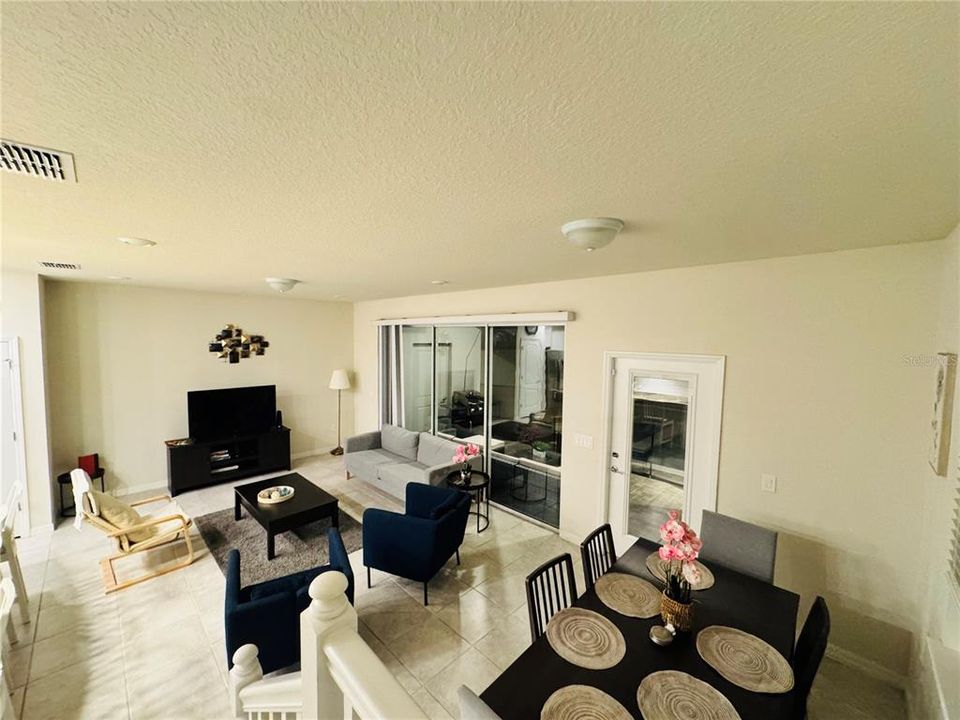 For Rent: $3,000 (5 beds, 4 baths, 2281 Square Feet)
