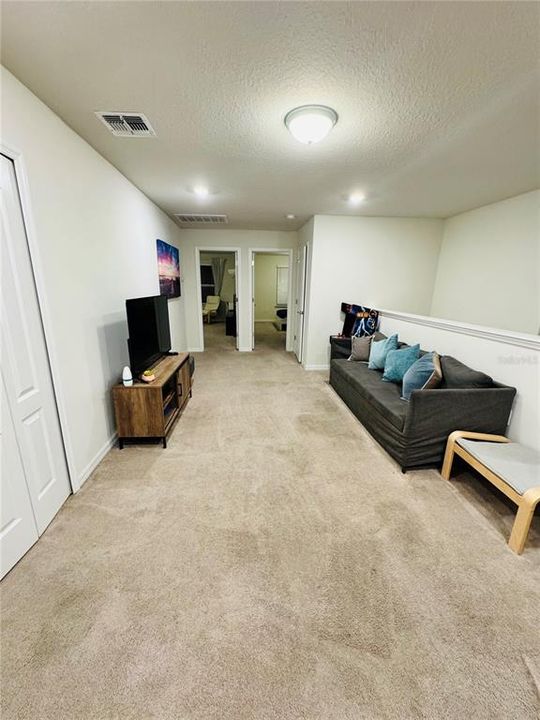 For Rent: $3,000 (5 beds, 4 baths, 2281 Square Feet)