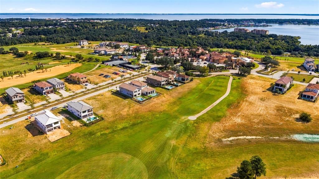 На продажу: $299,000 (0.13 acres)