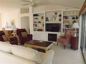 For Rent: $4,200 (3 beds, 2 baths, 2000 Square Feet)