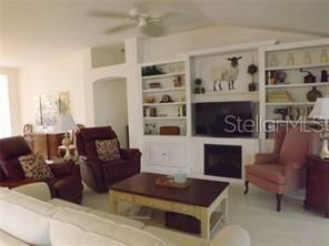 For Rent: $4,200 (3 beds, 2 baths, 2000 Square Feet)
