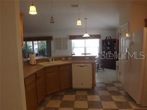 For Rent: $4,200 (3 beds, 2 baths, 2000 Square Feet)