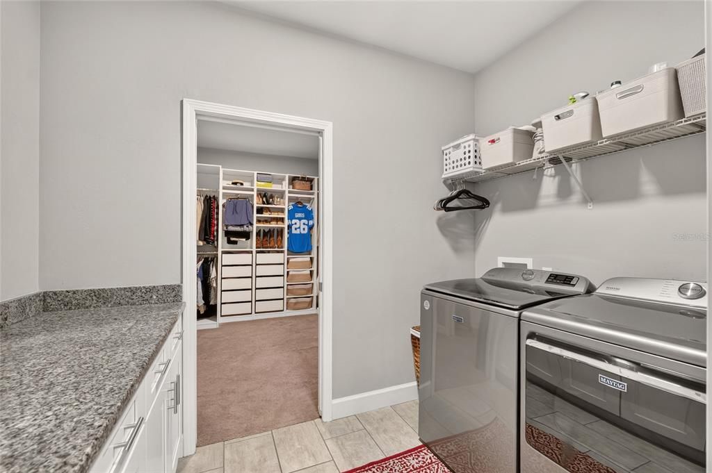 For Sale: $389,990 (4 beds, 2 baths, 1964 Square Feet)