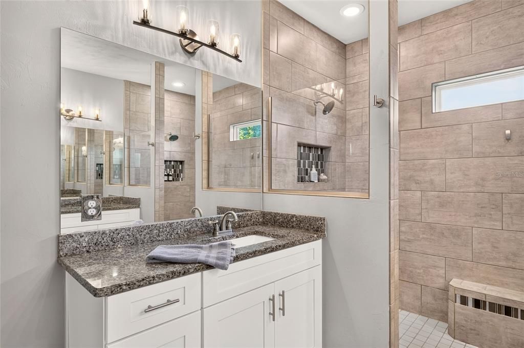 For Sale: $389,990 (4 beds, 2 baths, 1964 Square Feet)
