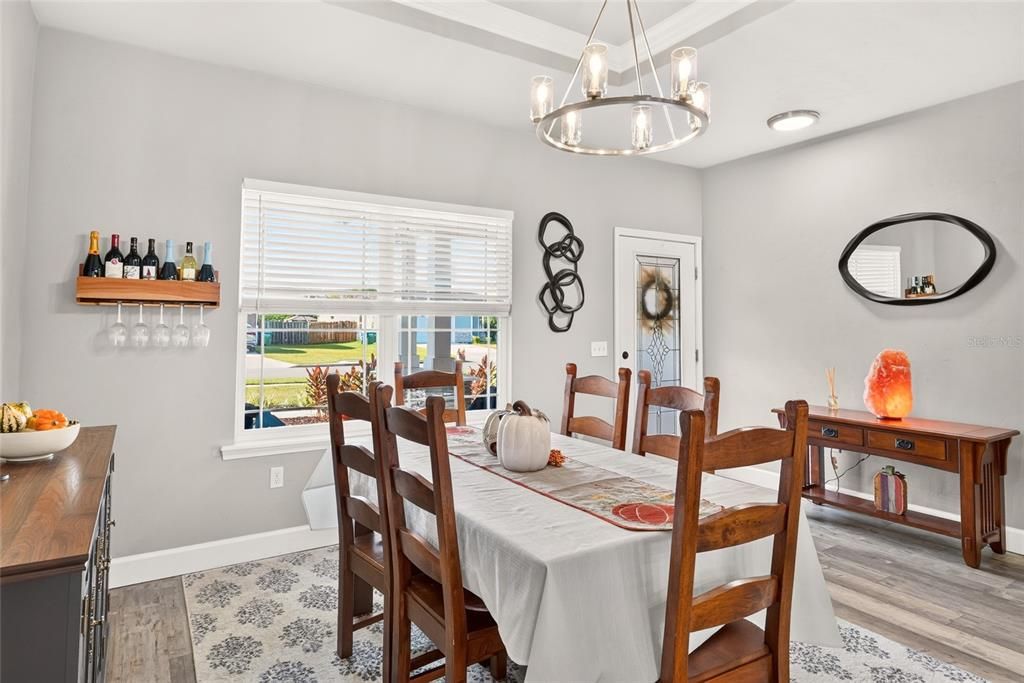 For Sale: $389,990 (4 beds, 2 baths, 1964 Square Feet)