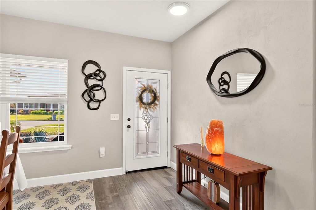 For Sale: $389,990 (4 beds, 2 baths, 1964 Square Feet)