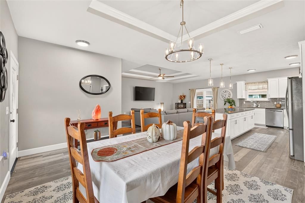 For Sale: $389,990 (4 beds, 2 baths, 1964 Square Feet)