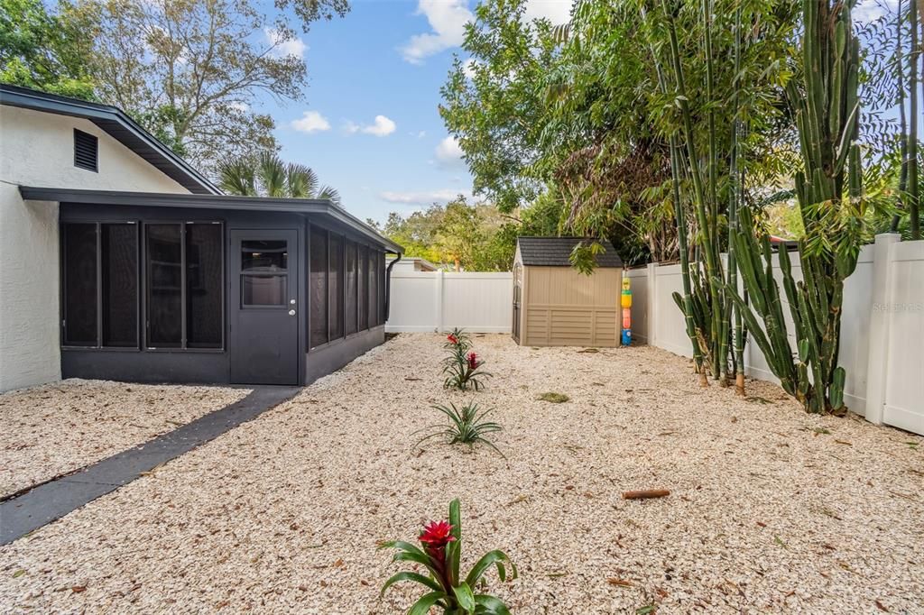 For Rent: $2,495 (2 beds, 1 baths, 1038 Square Feet)