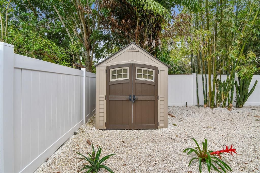 For Rent: $2,495 (2 beds, 1 baths, 1038 Square Feet)