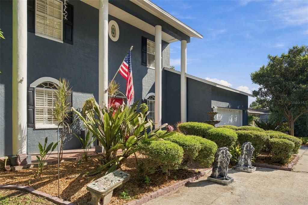 For Sale: $699,000 (4 beds, 2 baths, 1886 Square Feet)
