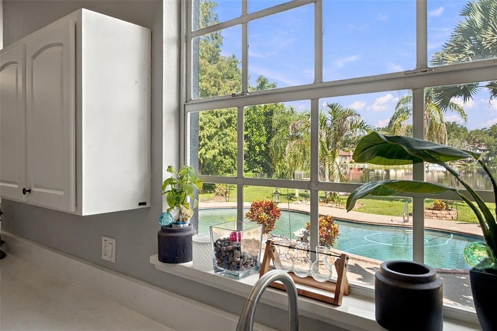 For Sale: $699,000 (4 beds, 2 baths, 1886 Square Feet)