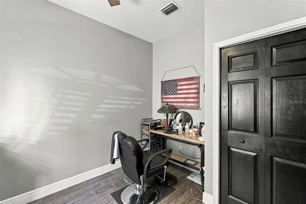 For Sale: $699,000 (4 beds, 2 baths, 1886 Square Feet)
