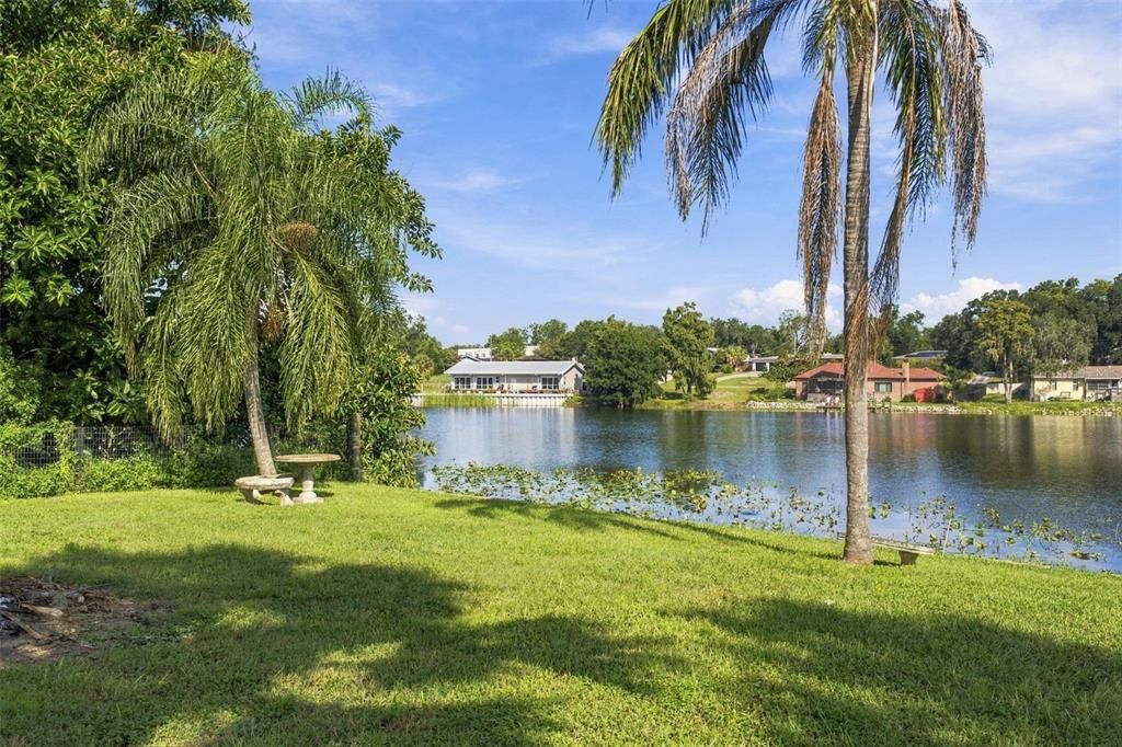 For Sale: $699,000 (4 beds, 2 baths, 1886 Square Feet)