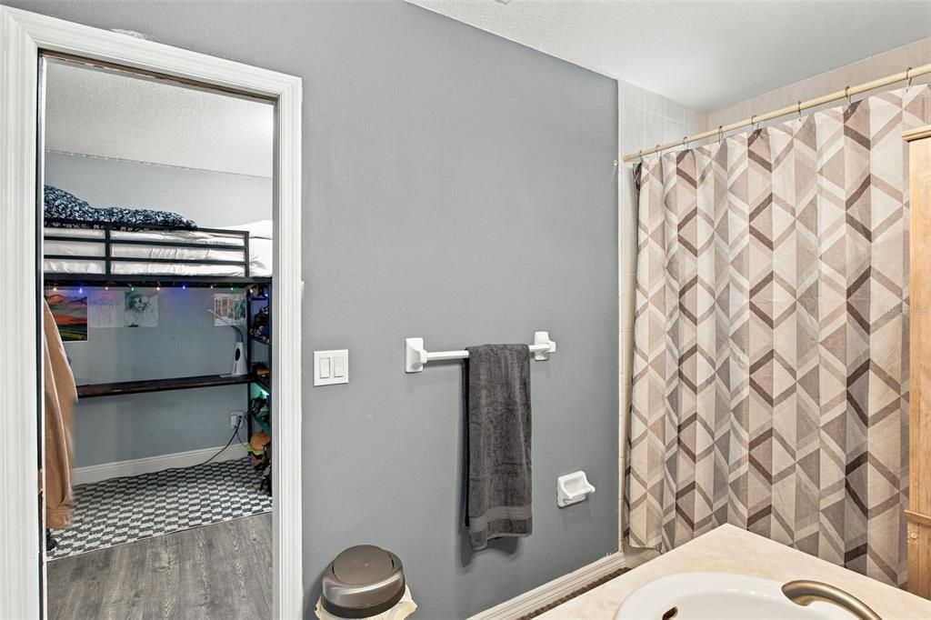 For Sale: $699,000 (4 beds, 2 baths, 1886 Square Feet)