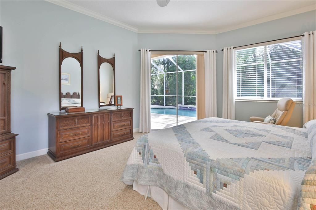 For Sale: $698,000 (4 beds, 2 baths, 2459 Square Feet)