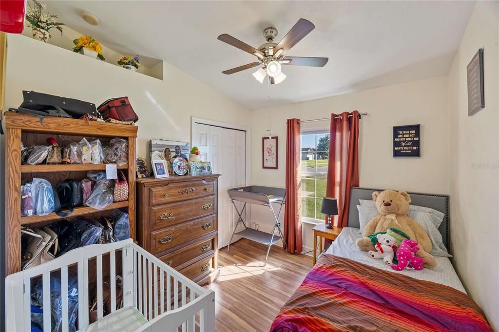 For Sale: $320,000 (4 beds, 2 baths, 1722 Square Feet)