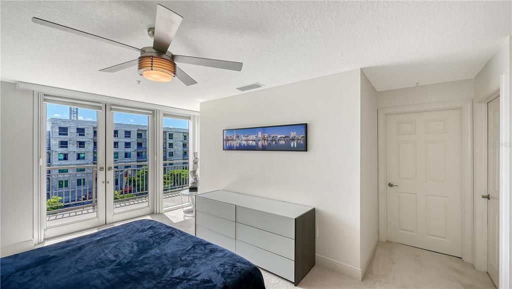 For Sale: $699,000 (2 beds, 2 baths, 1734 Square Feet)