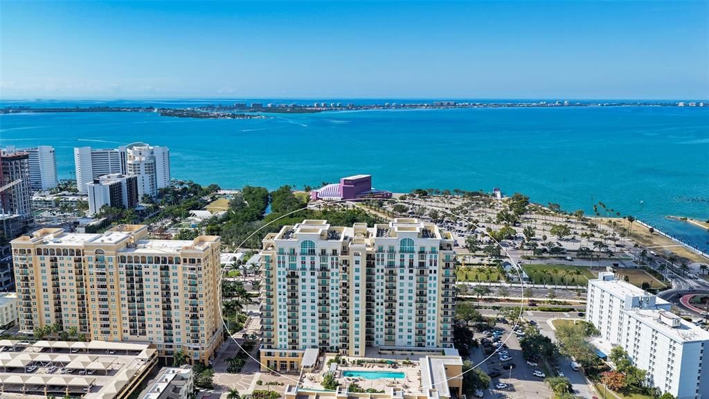 For Sale: $699,000 (2 beds, 2 baths, 1734 Square Feet)