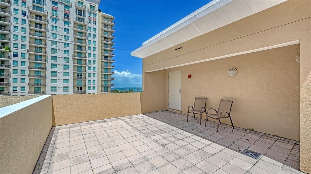 For Sale: $699,000 (2 beds, 2 baths, 1734 Square Feet)