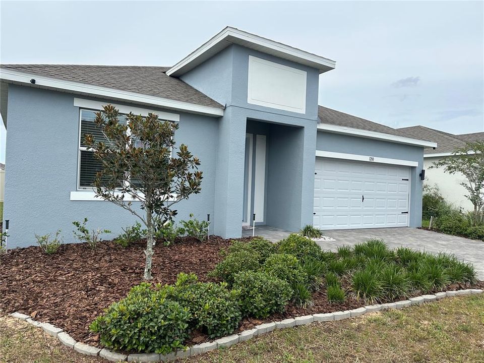 For Sale: $264,900 (3 beds, 2 baths, 1671 Square Feet)