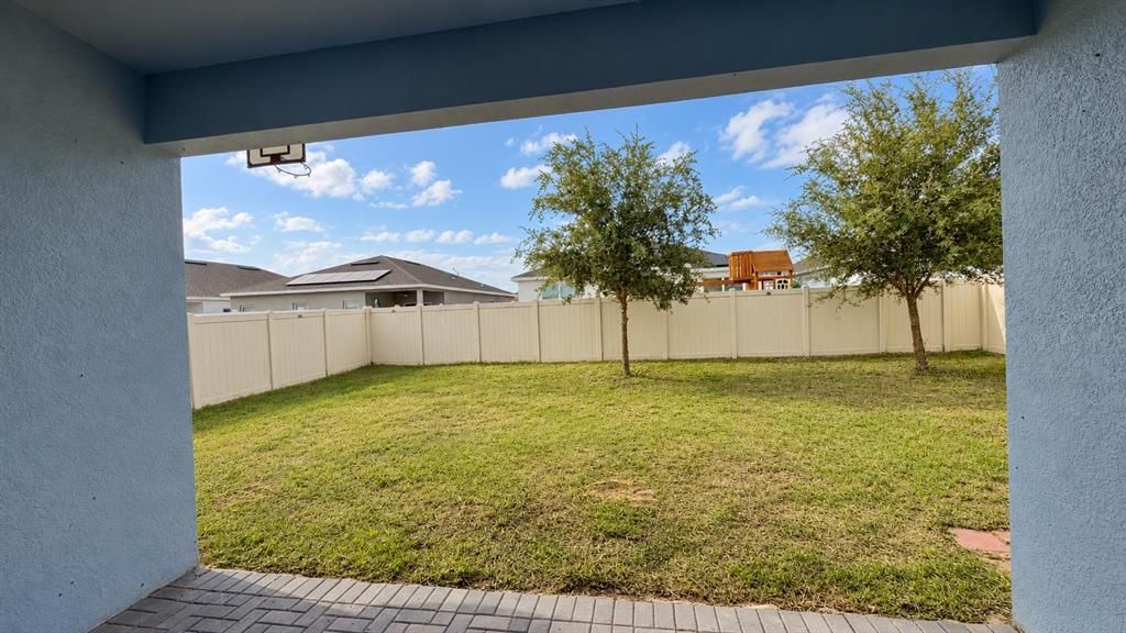 For Sale: $264,900 (3 beds, 2 baths, 1671 Square Feet)