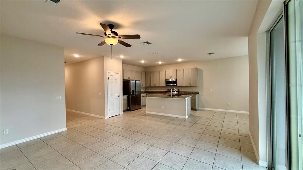 For Sale: $264,900 (3 beds, 2 baths, 1671 Square Feet)