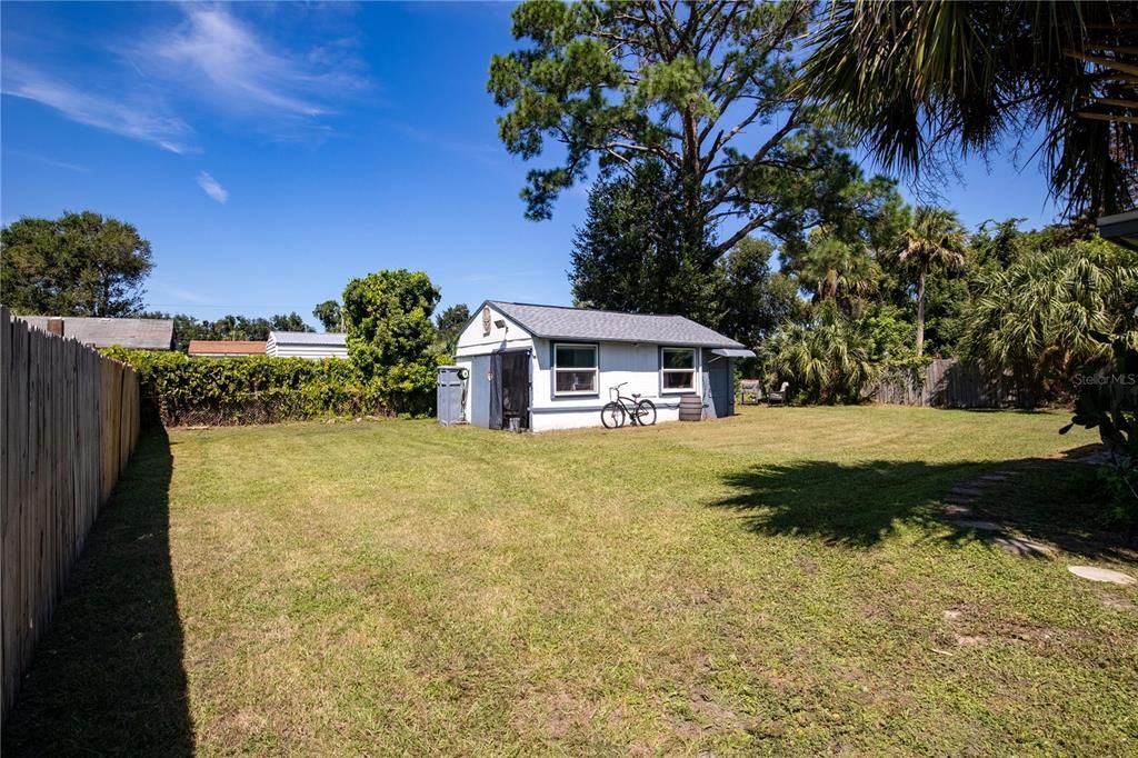 For Sale: $293,700 (3 beds, 2 baths, 1953 Square Feet)