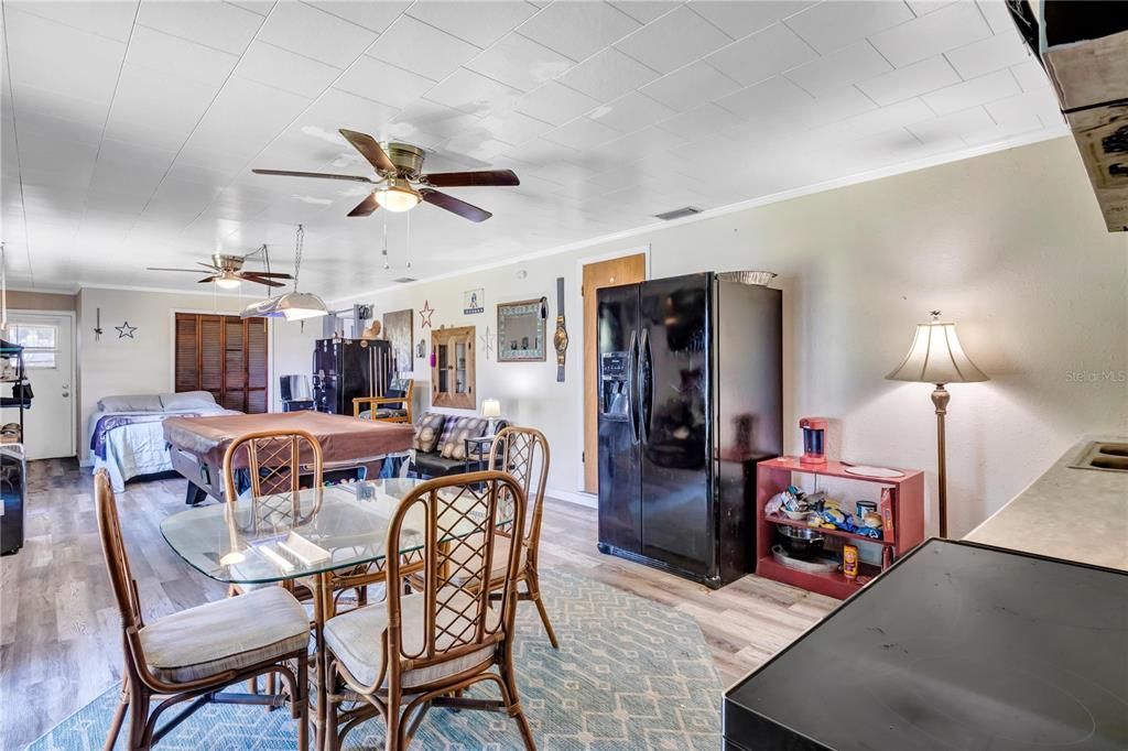 For Sale: $293,700 (3 beds, 2 baths, 1953 Square Feet)