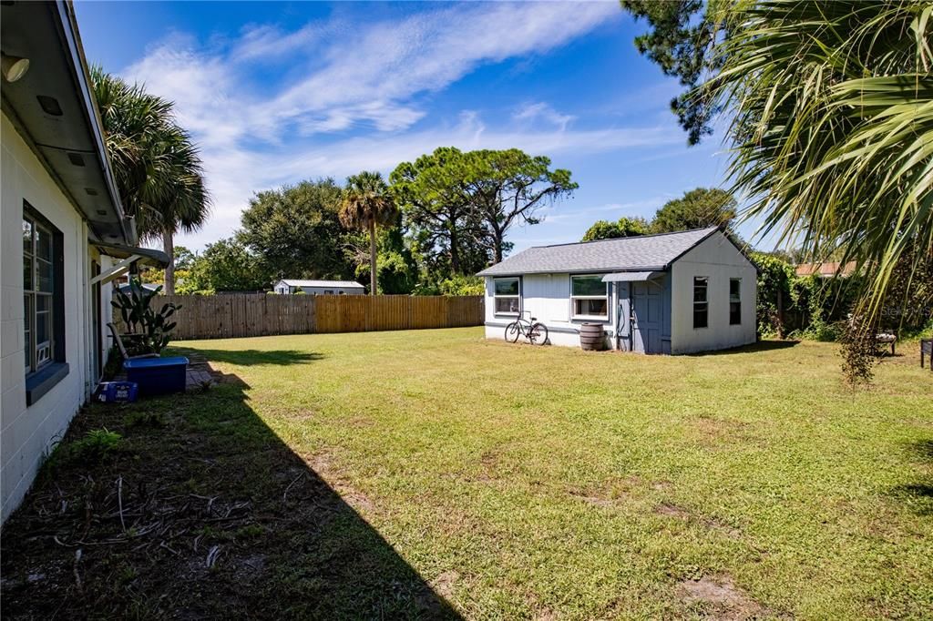 For Sale: $293,700 (3 beds, 2 baths, 1953 Square Feet)