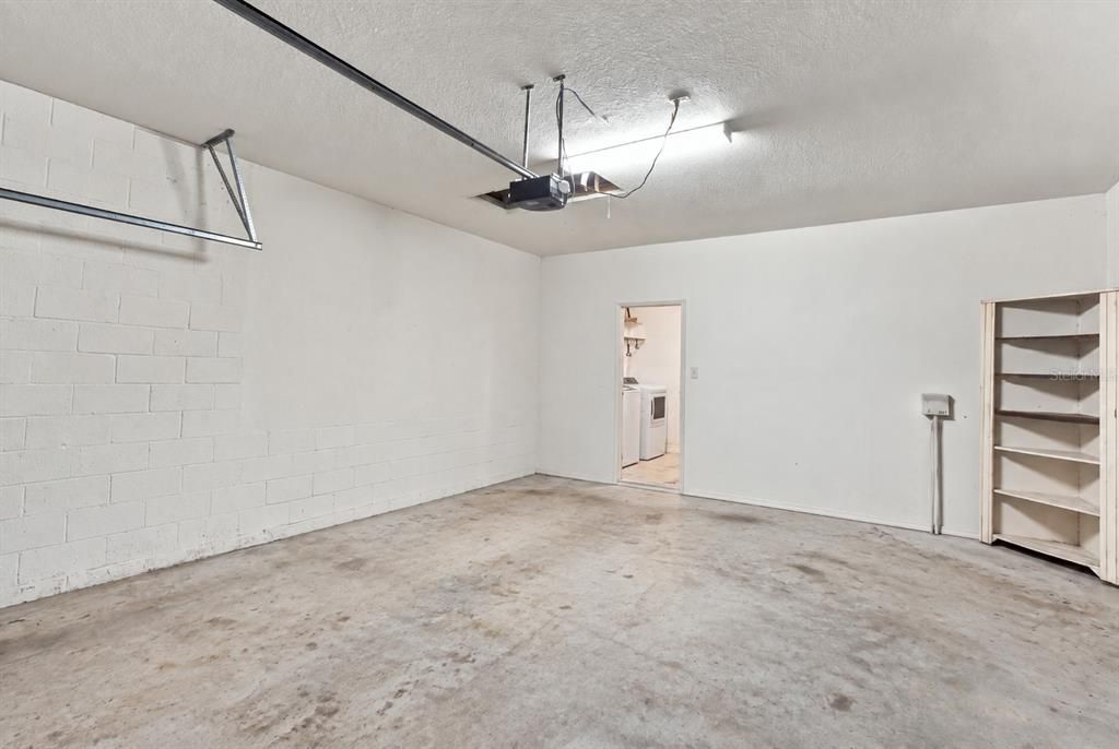 En Venta: $479,000 (4 camas, 3 baños, 2427 Pies cuadrados)