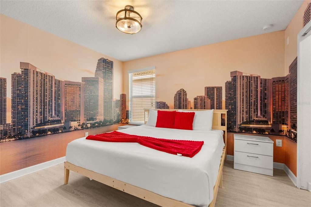 For Sale: $679,900 (9 beds, 5 baths, 3909 Square Feet)