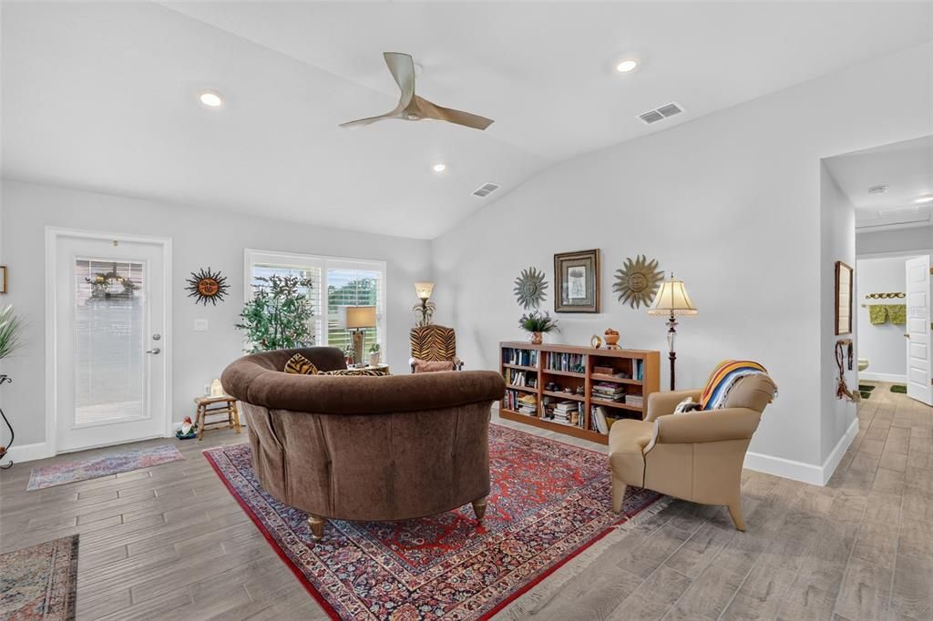 For Sale: $365,000 (4 beds, 2 baths, 2245 Square Feet)