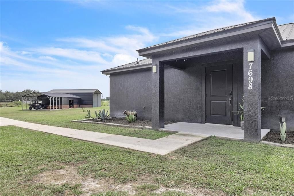 For Sale: $759,000 (4 beds, 2 baths, 1968 Square Feet)