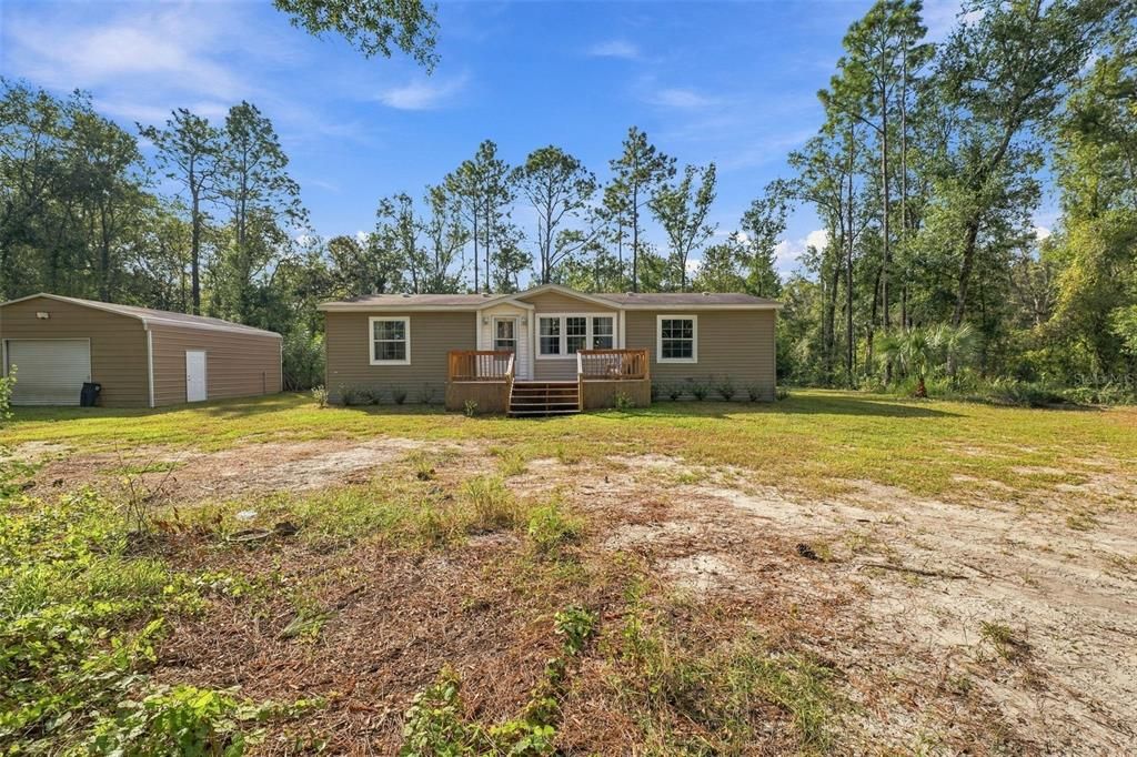For Sale: $415,000 (3 beds, 2 baths, 1404 Square Feet)
