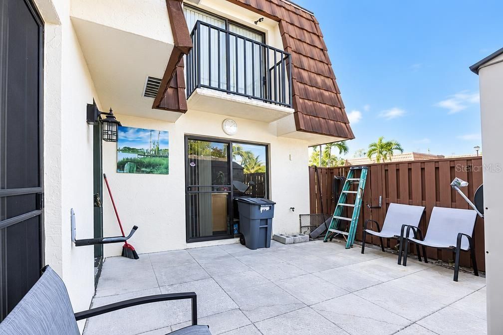 For Sale: $155,000 (2 beds, 2 baths, 1236 Square Feet)
