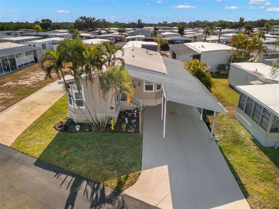 For Sale: $254,900 (2 beds, 2 baths, 1366 Square Feet)