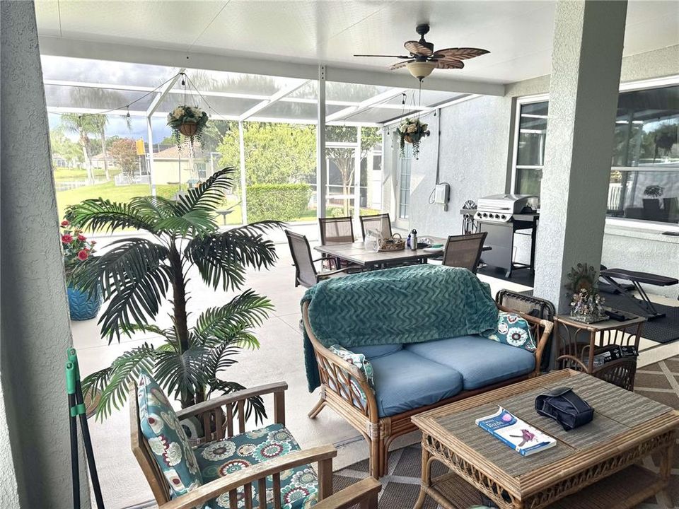 For Sale: $499,990 (4 beds, 3 baths, 2407 Square Feet)