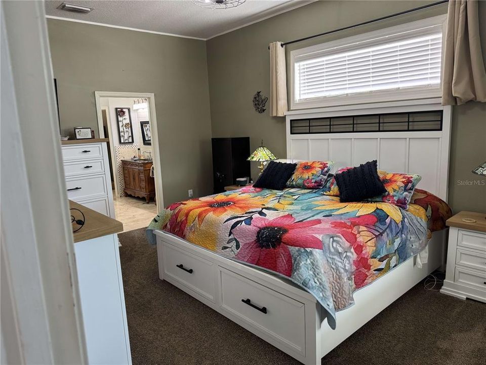 For Sale: $499,990 (4 beds, 3 baths, 2407 Square Feet)