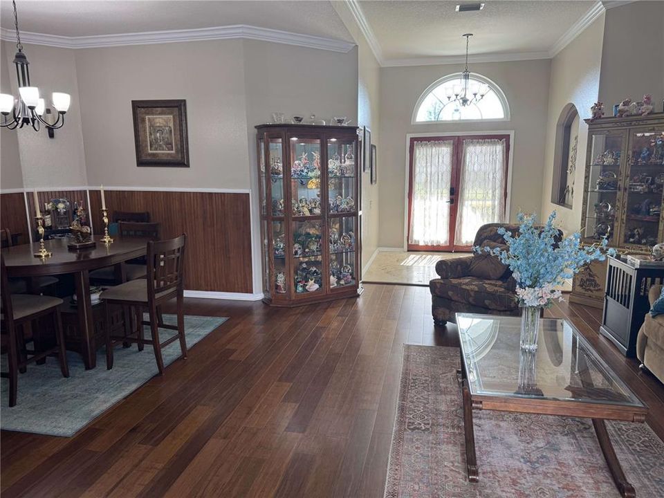 For Sale: $499,990 (4 beds, 3 baths, 2407 Square Feet)