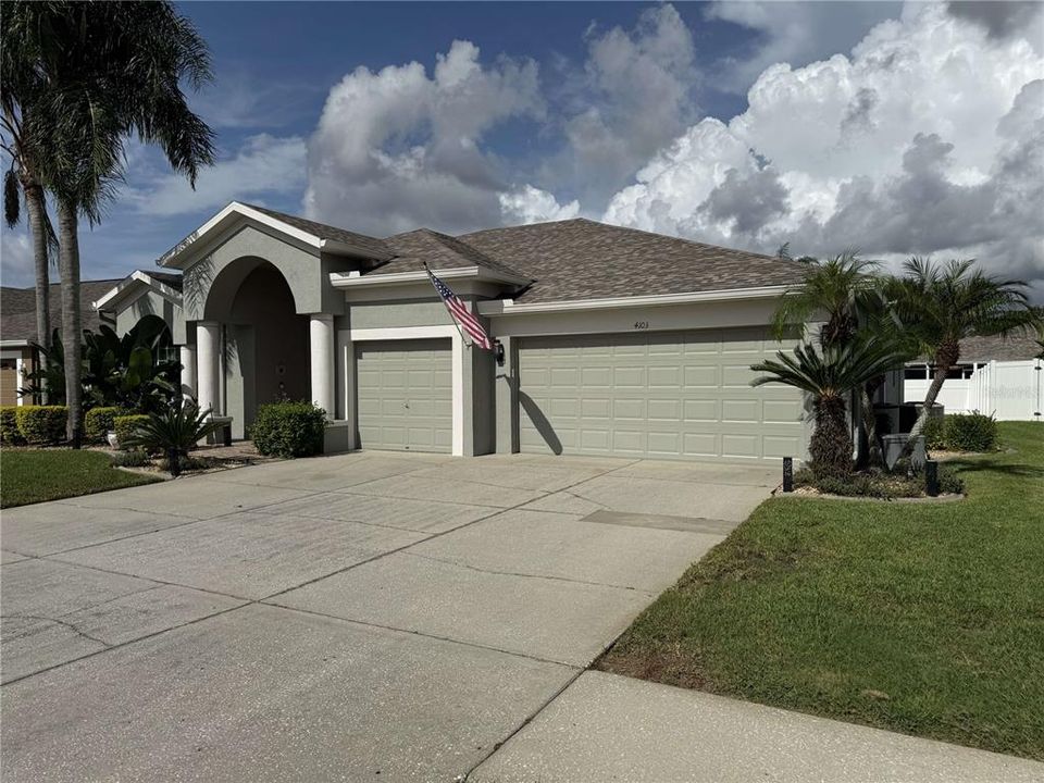 For Sale: $499,990 (4 beds, 3 baths, 2407 Square Feet)